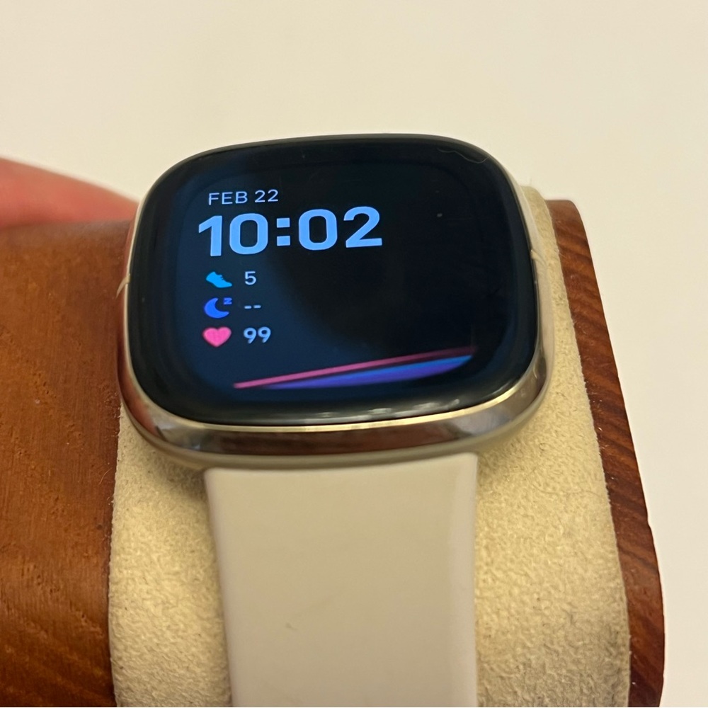 Fitbit Sense Advanced, Gold Case, White Band, Tested, Charger Included - Picture 6 of 9